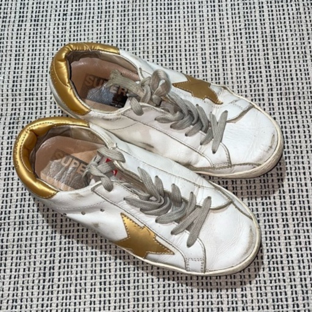 Golden Goose Women's Super-Star With Gold Star And Heel Tab Sneaker Size 36